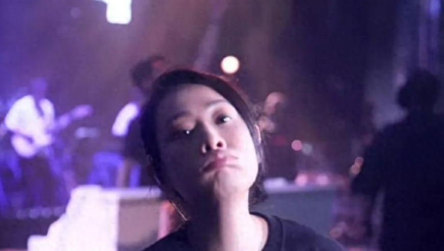 女子烤衣服直接烤成塑料了,澳门码今晚开什么特号9月5号,创造力策略实施推广_交互版V12.28